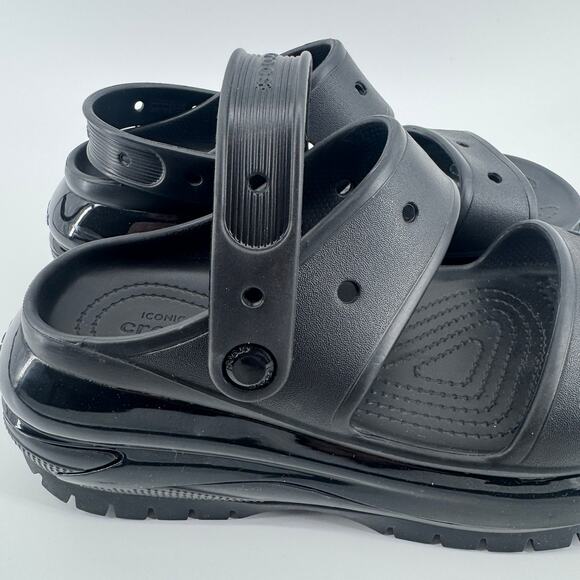 Crocs Classic Mega Crush Sandal Womens 9 NEW Platform Chunky 90s Shoe - Picture 9 of 9